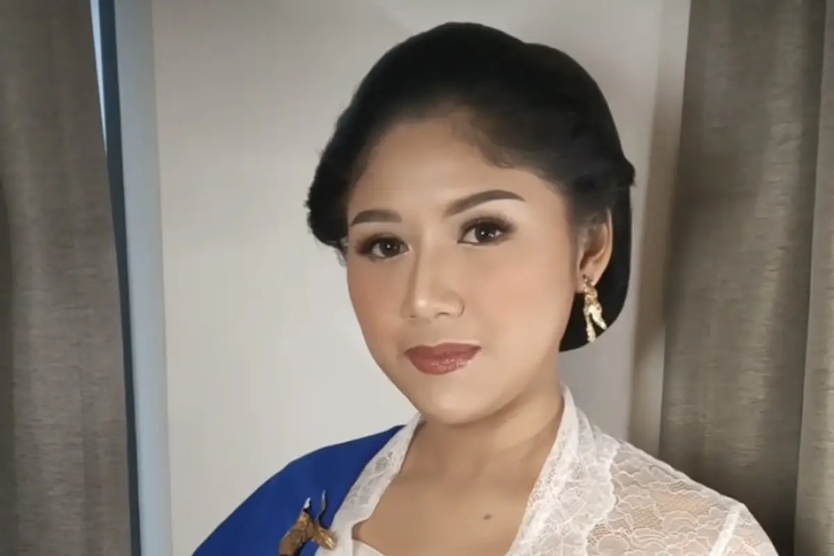 Potret Erina Gudono Kekasih Kaesang Jadi Bridesmaid