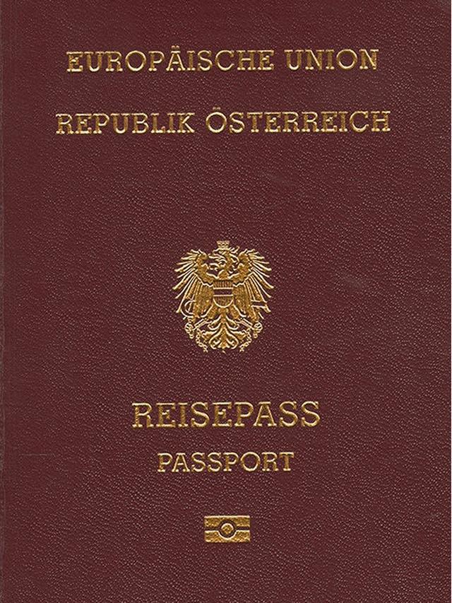 Paspor Austria (AP)