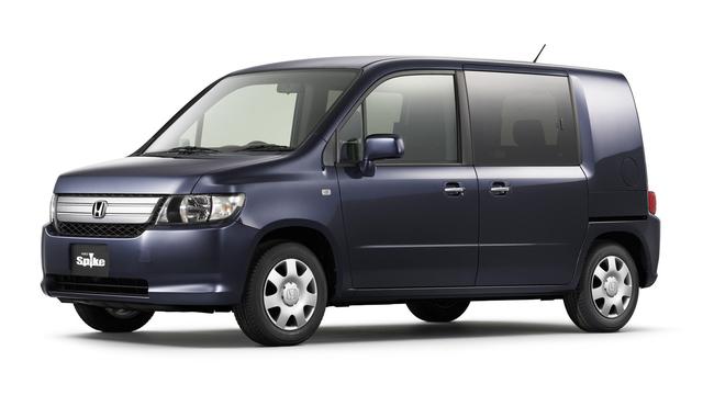 Honda Mobilio Spike