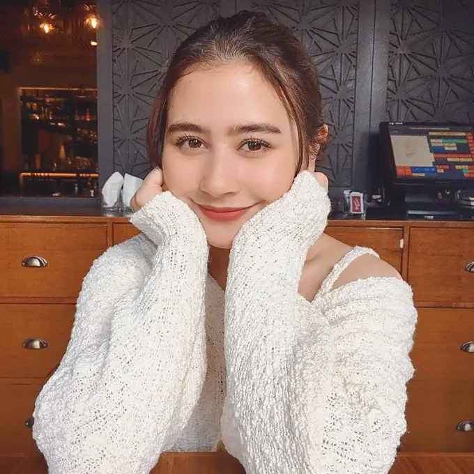 Prilly Latuconsina (Foto: Instagram @prillylatuconsina96)