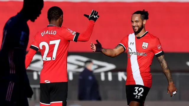 FOTO: Southampton Singkirkan Juara Bertahan Piala FA Arsenal