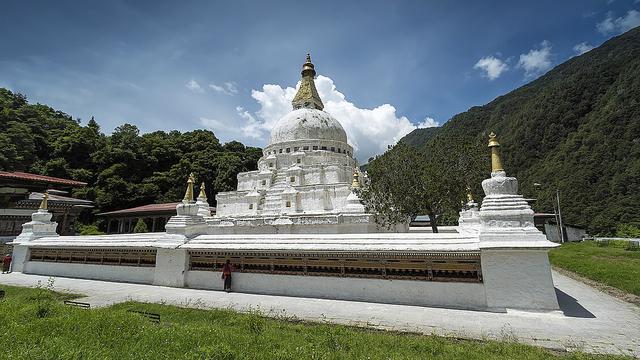 Chorten Kora