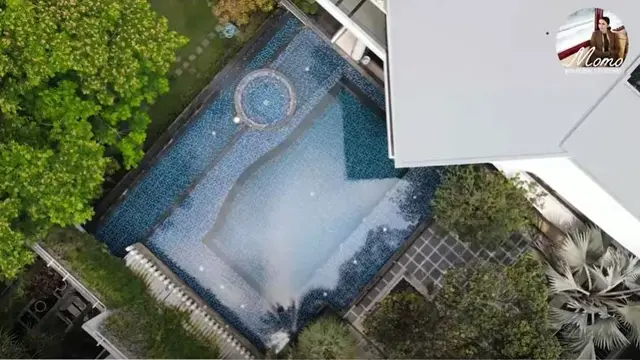 7 Potret Halaman Belakang Rumah Momo Geisha, Ada Lapangan Golf dan Danau Buatan