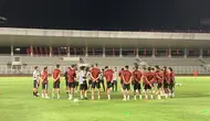 Total 22 pemain Timnas Indonesia ambil bagian dalam sesi latihan jelang laga Kualifikasi Piala Dunia 2026 kontra&nbsp;Vietnam di Stadion Madya, GBK, pada Senin (18/3/2024). (Liputan6.com/Melinda Indrasari)