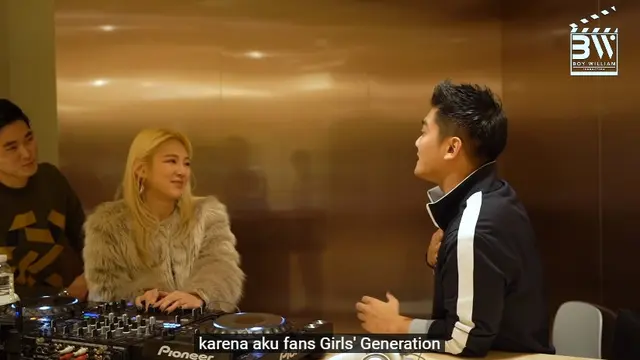 7 Momen Kebersamaan Boy William dan Hyoyeon SNSD, Makan Bareng di Korea
