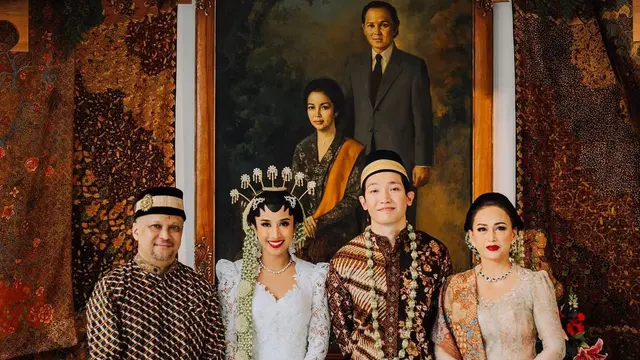 6 Potret Pernikahan Nadia Sofia Cucu Tertua BJ Habibie yang Jarang Terekspos