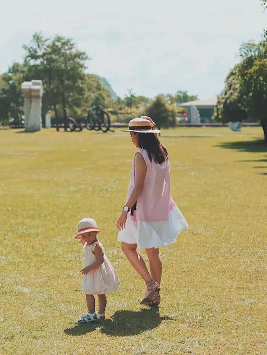 (Instagram/chelseaolivia)