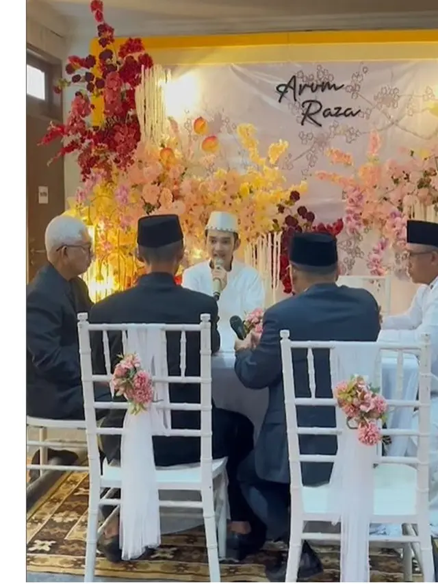 6 Potret Raza Adhanzio Eks Super7 Resmi Menikah, Dihadiri Empat Rekan Boyband-nya