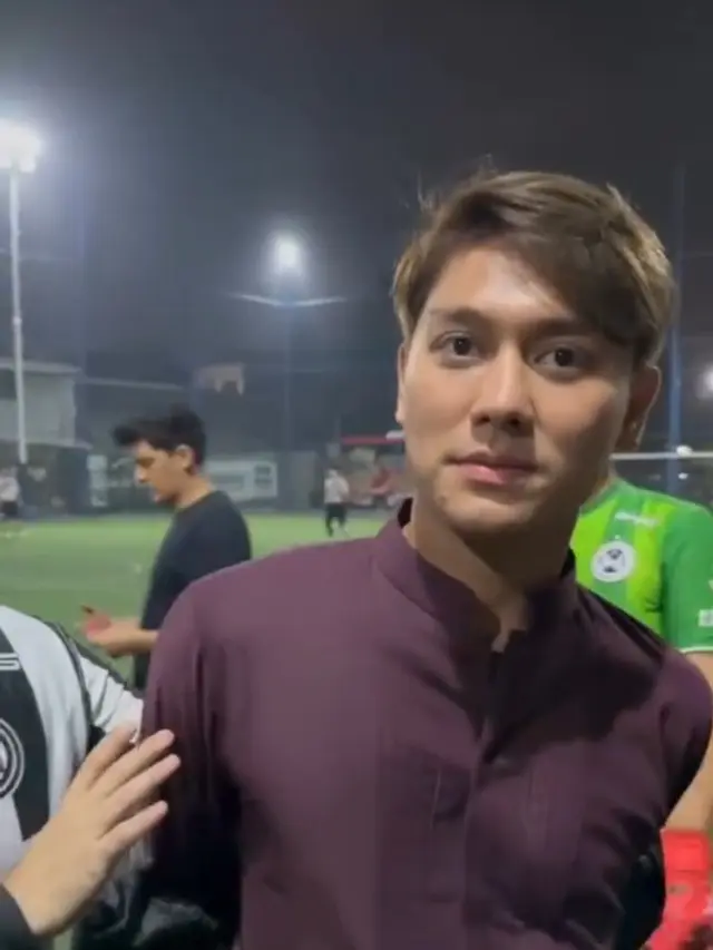 Potret Rizky Billar Hendak Main Bola tapi Harus Setoran Ngaji Dulu, Disebut Sirkel Positive Vibes