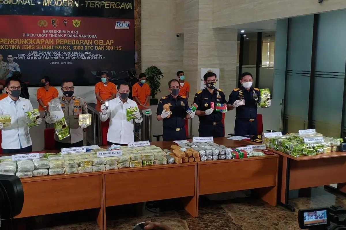 Bea Cukai dan Bareskrim Polri kembali menggagalkan penyelundupan narkotika ke Indonesia melalui perairan Krueng Peureulak, Aceh pada Kamis (21/6/2020). (Dok Bea Cukai)