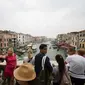 Venesia pada hari Kamis kembali lolos dari daftar situs warisan dunia yang terancam punah versi UNESCO, yang mengundang sorak-sorai kemenangan dari sang wali kota. (AP Photo/Luca Bruno)