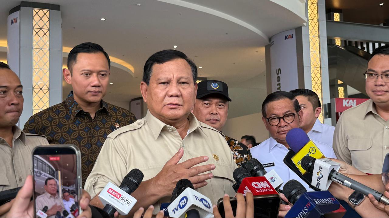 Prabowo Kucurkan Rp 5 Triliun untuk 30 KRL Baru: Paling Lambat 1 Tahun