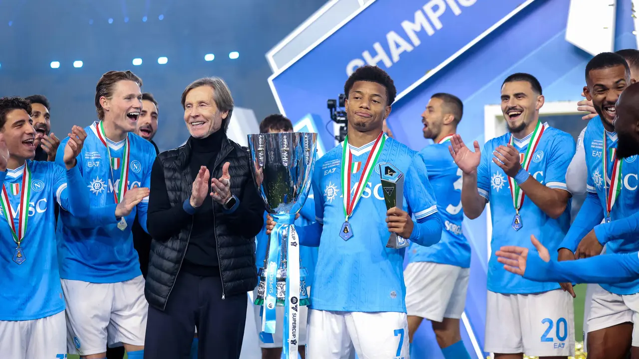 Bungkam Bologna, Napoli Juara Piala Super Italia