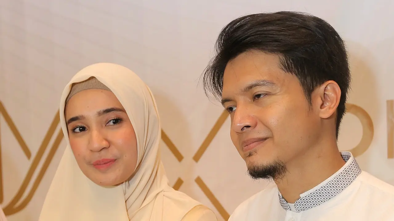 [Fimela] Dhini Aminarti dan Dimas Seto