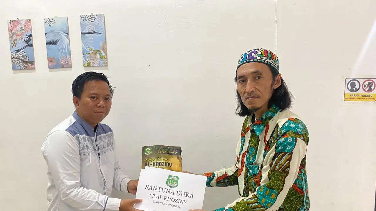 Keluarga almarhum Muhammad Sholeh bin Abdurrahman (22), santri asal Tanjung Pandan, Kabupaten Belitung