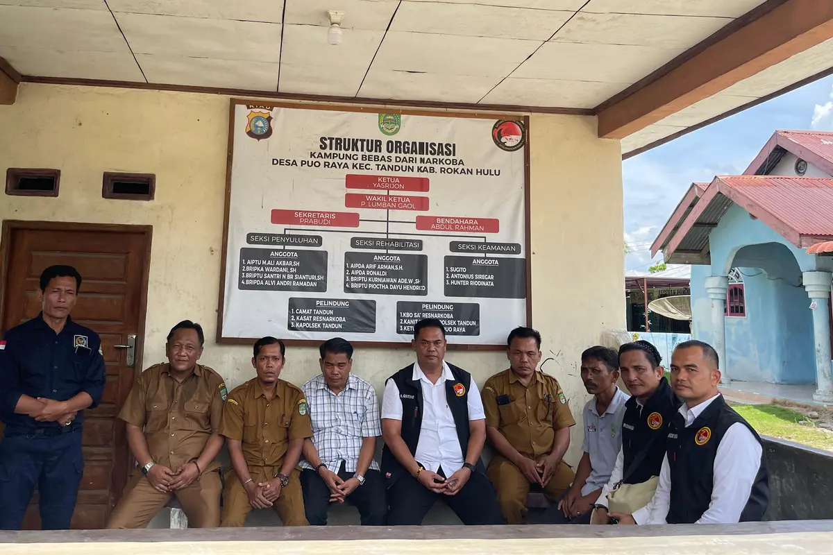 Posko Kampung Bebas Narkoba di Rokan Hulu.