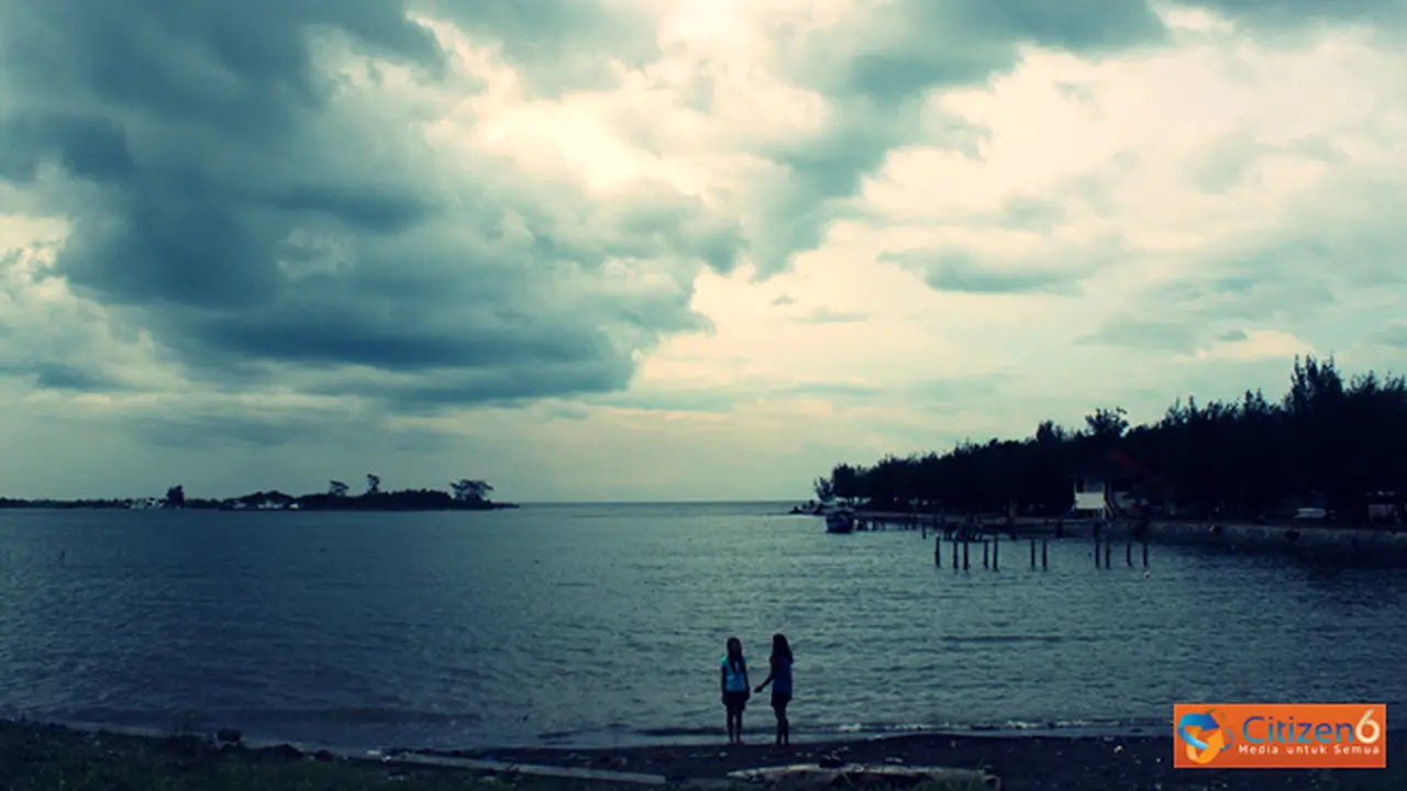 131217pantai-marina.jpg