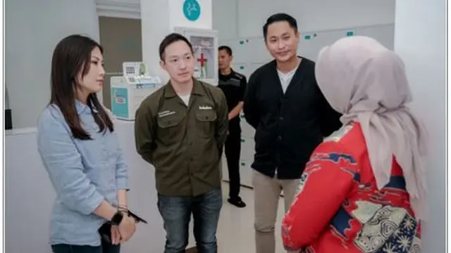 Wamenparekraf Dukung Akomodasi Kabin Modular Berbasis Teknologi yang Berkonsep Menyatu dengan Alam