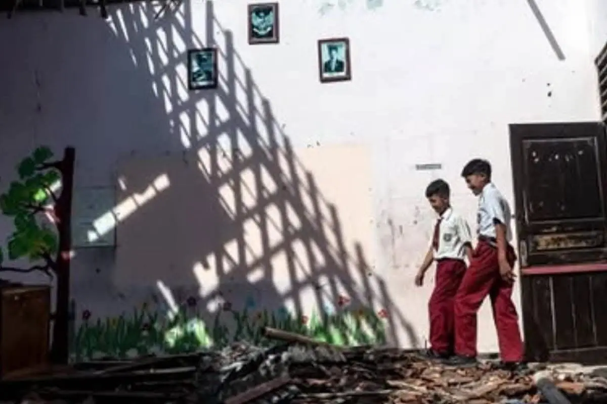 Kondisi bangunan SD Tanggirejo membahayakan bagi siswa.