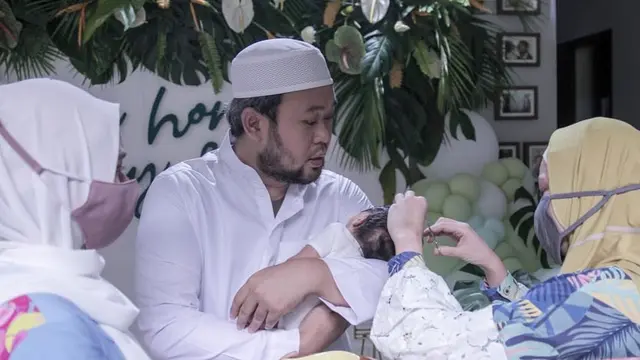 6 Potret Rachel Maryam dan Suami Gelar Akikah Anak Keduanya, Digelar Sederhana
