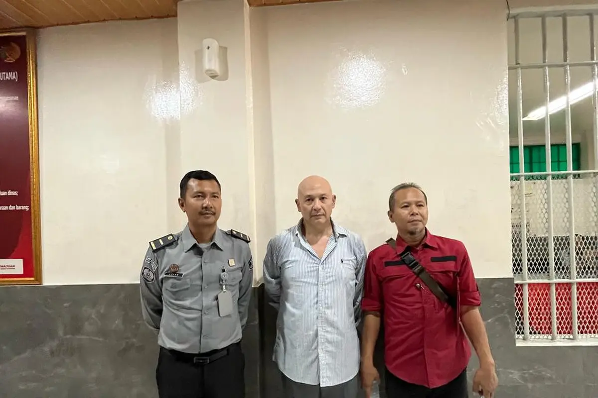 Penyidik Polres Metro Jakarta Selatan telah melimpahkan tersangka Arif Nugroho, anak dari bos Prodia ke Kejaksaan Negeri Jakarta Selatan, Selasa, 11 Februari 2025.