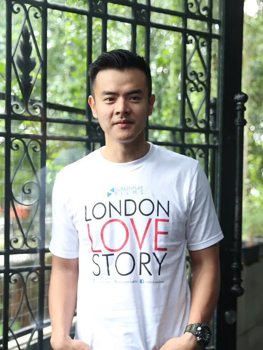 Selain itu, perjalanan jauh itu membuat lelaki kelahiran Surabaya ini mengalami Jetlag. (Andy Masela/Bintang.com)