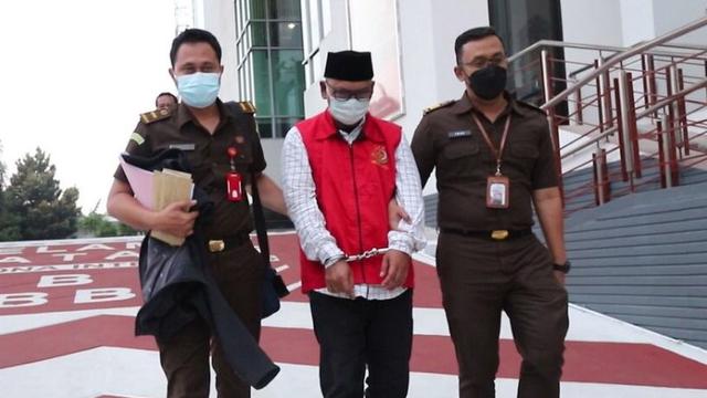 Satu Tersangka Dugaan Korupsi Bank Bni Syariah Ditahan Rugikan Rp 74 8 Miliar Surabaya Liputan6 Com