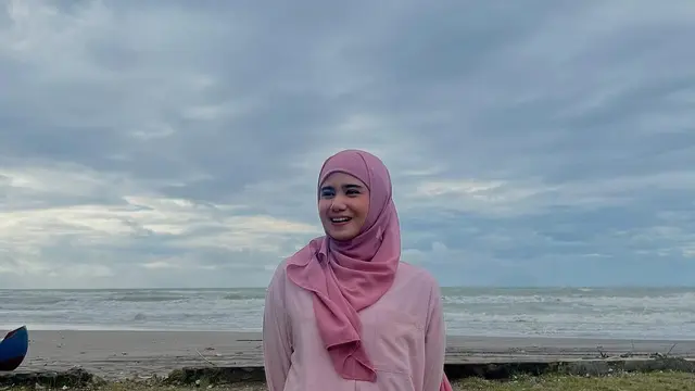 Berhijab untuk Keperluan Syuting Film, Tissa Biani Dipuji Cantik dan Mendadak Dipanggil Ukhti. (instagram/tissabiani)