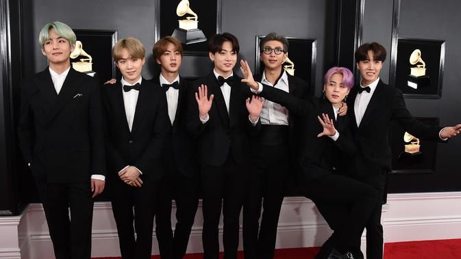 Boyband Korea Selatan, Bangtan Boys alias BTS menghadiri perhelatan Grammy Awards 2019 di Staples Center, Los Angeles. (Jordan Strauss/Invision/AP)