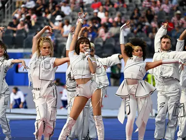 Lalisa Manobal atau dikenal sebagai Lisa berhasil mencuri perhatian dalam upacara pembukaan Piala Dunia 2026 yang berlangsung di Amerika Serikat. (AFP/Getty Images/Stu Forster)