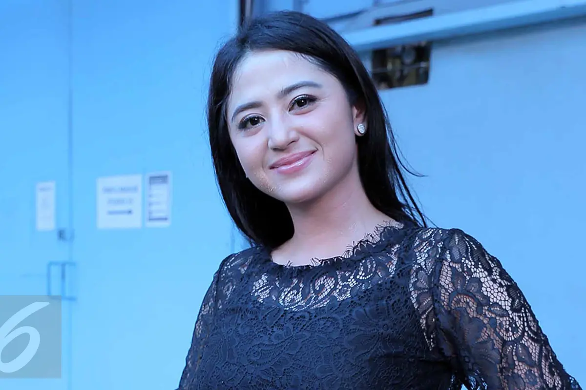 20161021-Dewi Persik-Jakarta