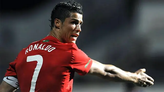 img_cristiano-ronaldo-2.jpg