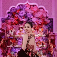 Pernikahan Crazy Rich Surabaya baru-baru ini sukses jadi topik hangat di media sosial. [Instagram.com/gwen_ashley]