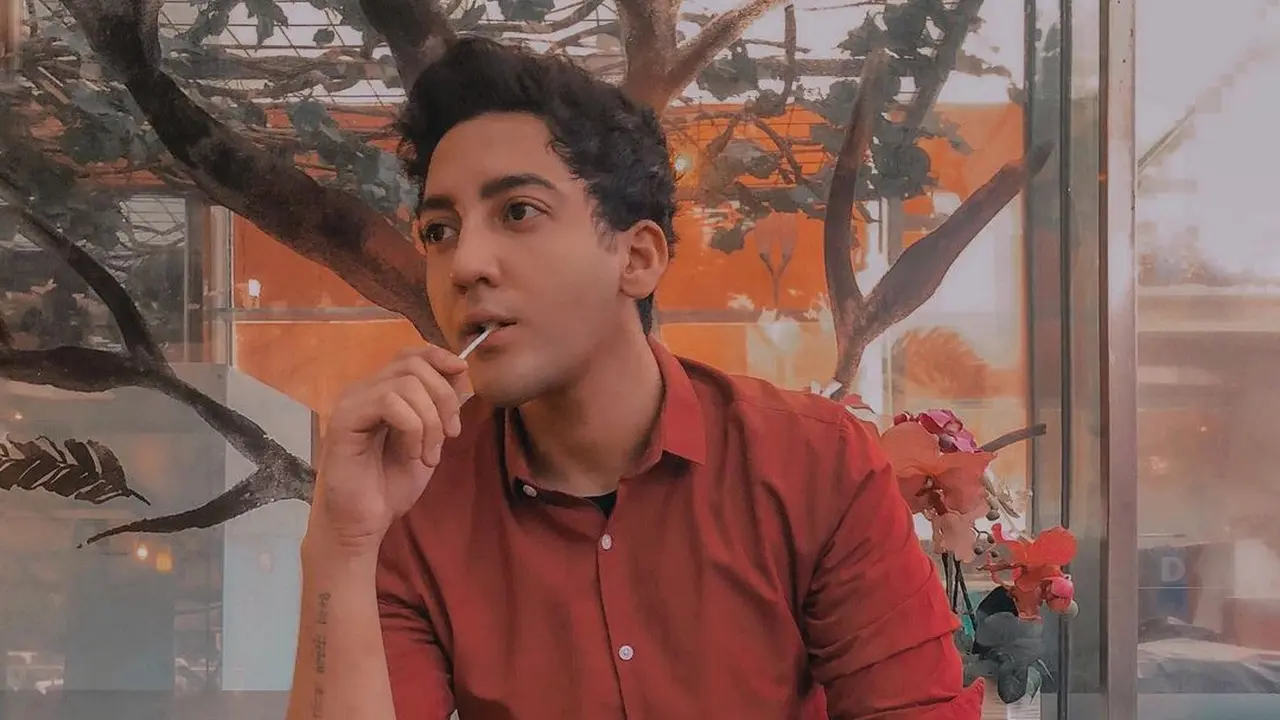 Aron Ashab.