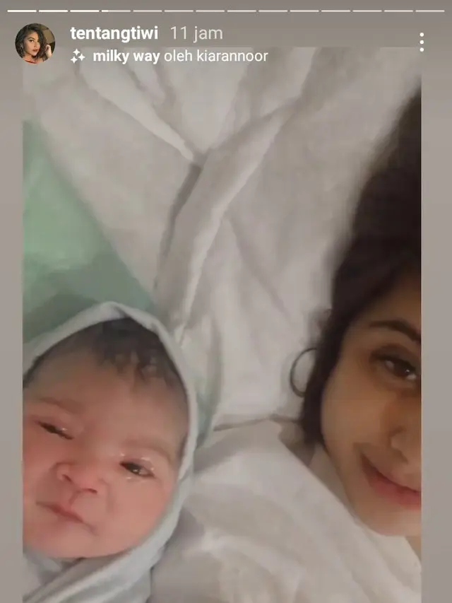 Tiwi eks T2 melahirkan bayi perempuan Minggu (11/4/2021)