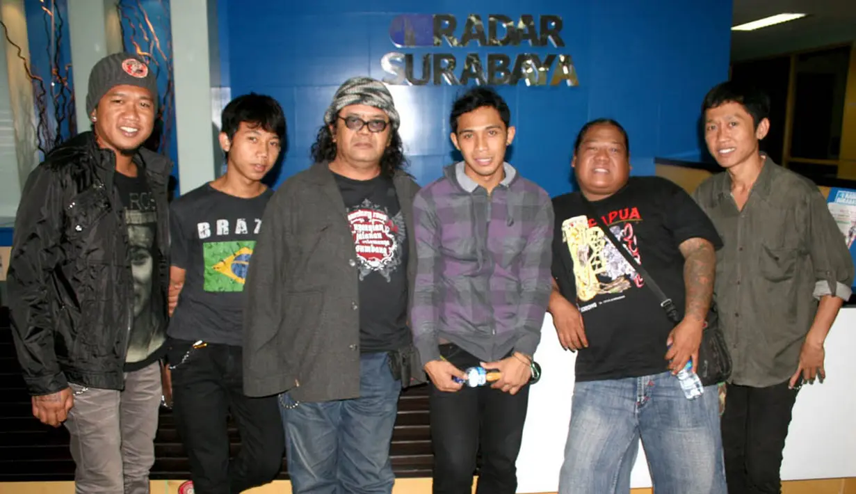 Klantink yang merupakan pemenang ajang pencarian bakat ini berawal dari kelompok pemusik jalanan. (Istimewa)