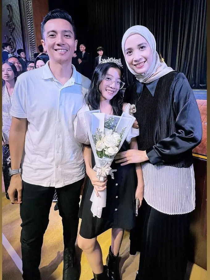 Potret Kimora Putri Sulung Fanny Fabriana Lulus SD, Disebut Punya Wajah yang Mirip Ibunya saat Kecil