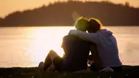 35 Hug Quotes That Will Warm Your Heart