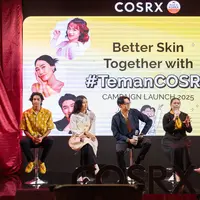 Audesya Rossyora, Brandon Salim, Alika Islamadina, dan Kenzy Taulany dalam Campaign Launch 2025 (Foto Dok: COSRX Indonesia).