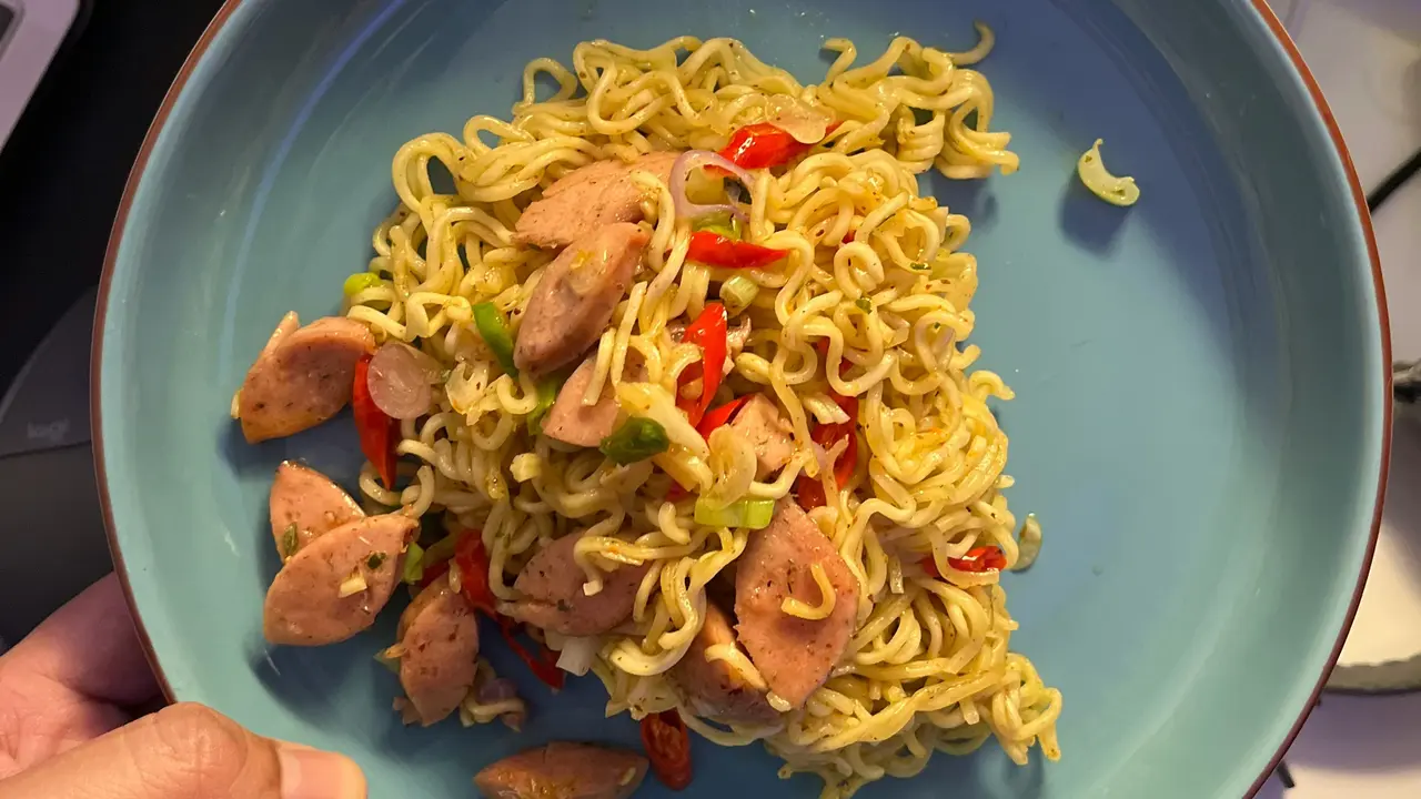 oseng mie sosis