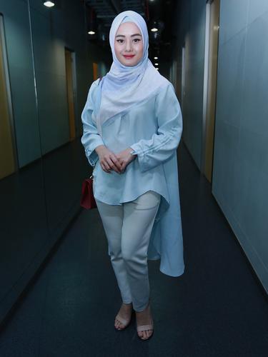 Berhijab Dinda Houw Relakan Tawaran Akting Yang Tak Sesuai News Entertainment Fimela Com