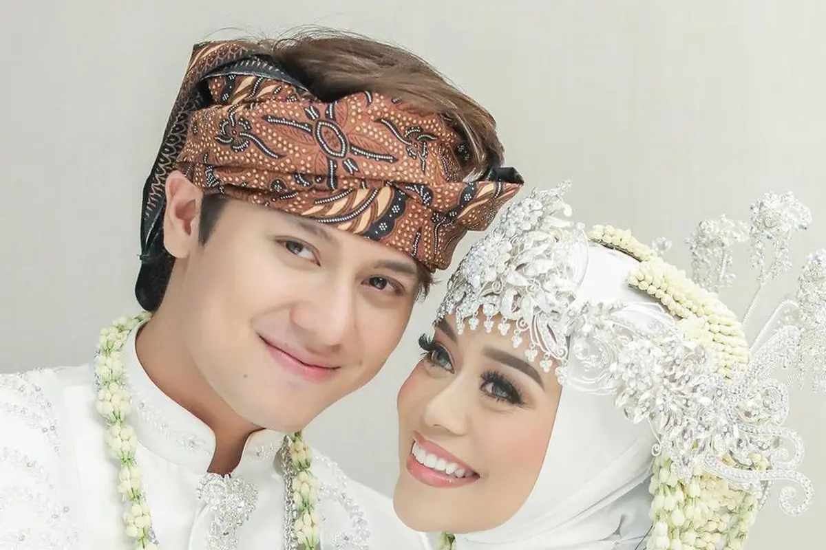 Rizky Billar dan Lesti Kejora.