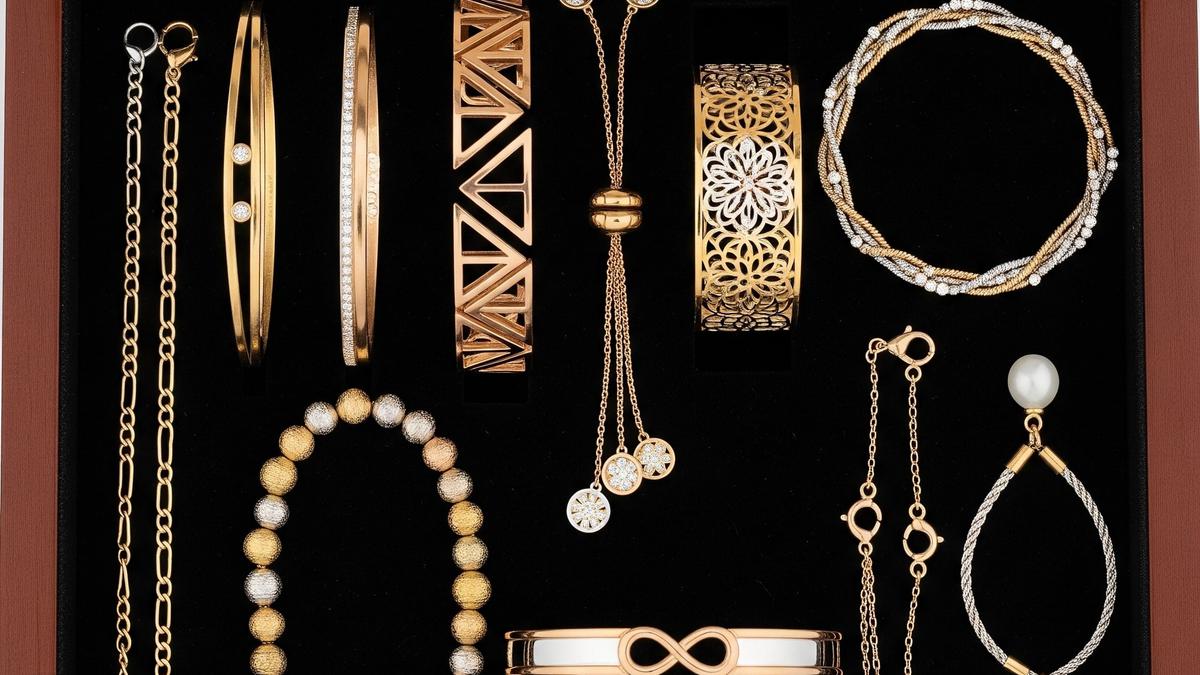 TOP 3: Inspirasi Gelang Emas Sesuai Bentuk Tangan hingga 18 Agustus Jadi Libur Nasional