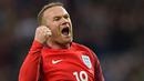 Penyerang - Wayne Rooney, dengan didaulatnya menjadi kapten seperti kode yang memastikan satu tempat untuk bomber gaek MU ini. Namun jika tidak menunjukan performa bagus dirinya harus siap digeser oleh striker Leicester, Jamie Vardy. (AFP/Paul Ellis)