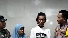 Aparat yang sebelumnya menuduh penjual es gabus menggunakan bahan spons menyampaikan permohonan maaf secara terbuka atas kegaduhan yang terjadi. Salah satu perwakilan dari polri menyebut polisi meminta maaf atas kegaduhan yg terjadi, tidak ada niat menghakimi pedagang es gabus tersebut, dengan ha...