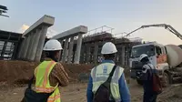 Tim Direktorat Konsultan Virama Karya di letak pemgedung Tol. (Dok&nbsp;PT Agrinas Jaladri Nusantara)