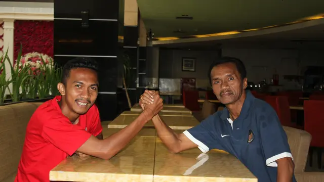 Gideon Marcel dan Frans Sinatra