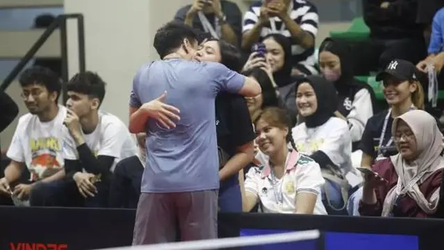 6 Momen Alleia Dampingi Ariel NOAH di Berbagai Kesempatan, Penuh Kasih Sayang
