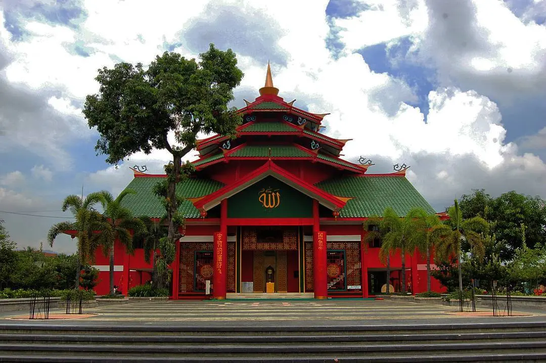 Masjid Cheng Ho, Surabaya, Jawa Timur. (oldskoolrockz/Instagram)