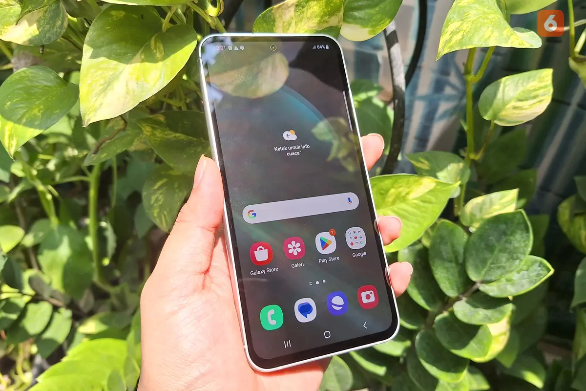 Samsung Galaxy S23 FE (Liputan6.com/Giovani Dio Prasasti)